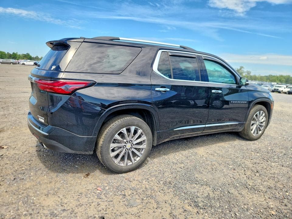 2023 CHEVROLET TRAVERSE PREMIER 3