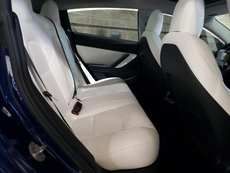 2018 TESLA MODEL 3 11