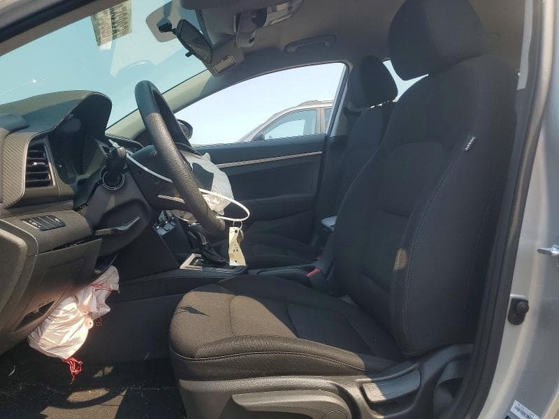 2019 HYUNDAI ELANTRA SE 7