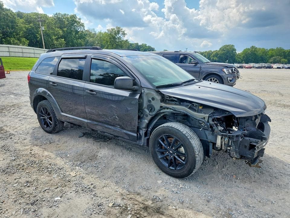 2020 DODGE JOURNEY SE 4