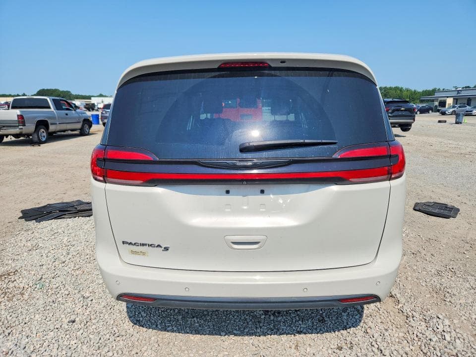 2021 CHRYSLER PACIFICA TOURING 6