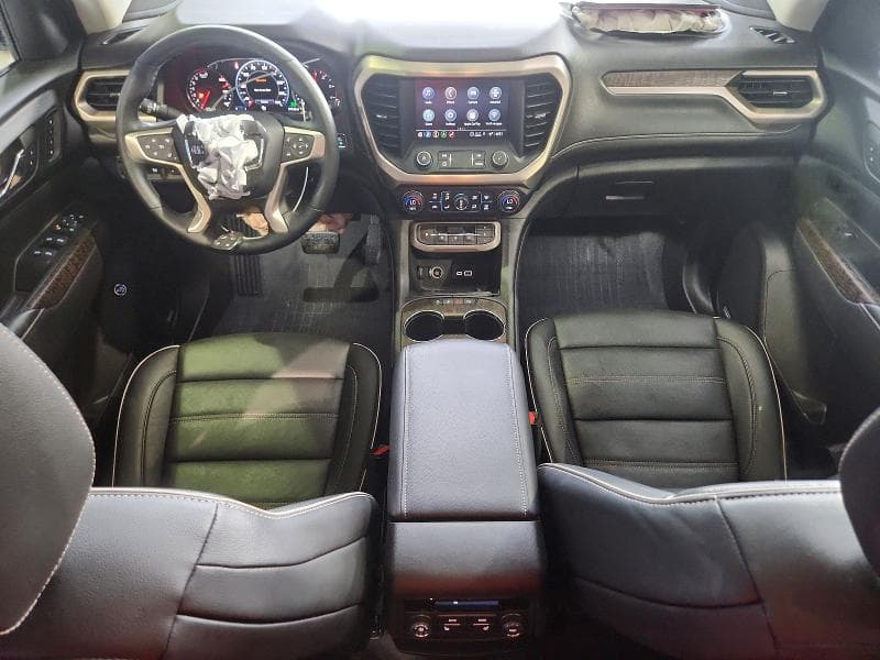 2023 GMC ACADIA DENALI 8