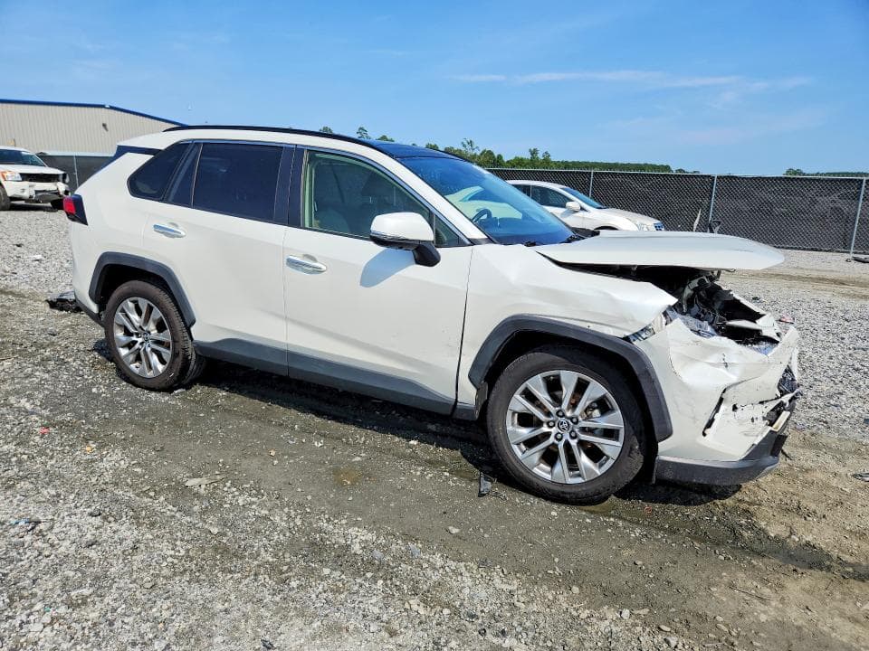 2019 TOYOTA RAV4 LIMITED 4