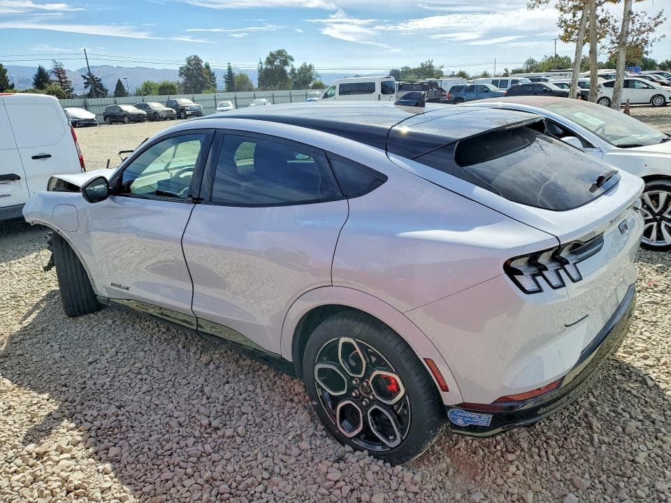 2021 FORD MUSTANG MACH-E GT 2