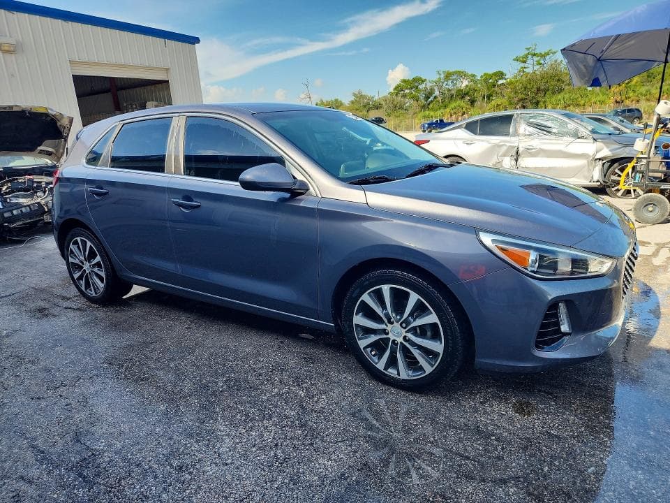 2018 HYUNDAI ELANTRA GT BASE 4