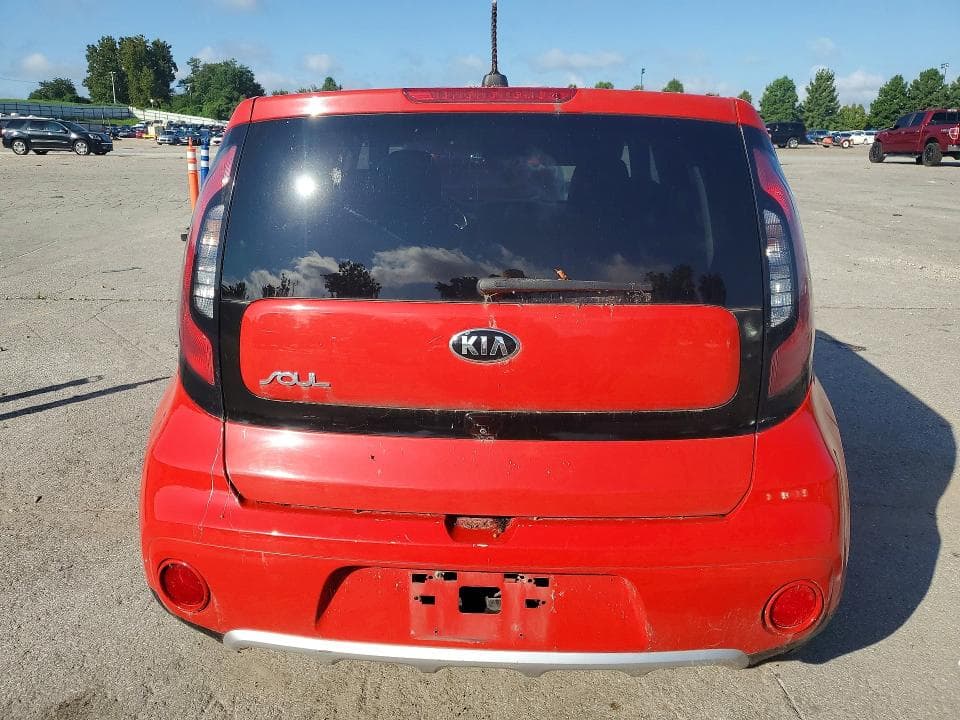2018 KIA SOUL + 6