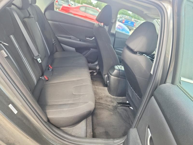 2024 HYUNDAI ELANTRA SEL 10