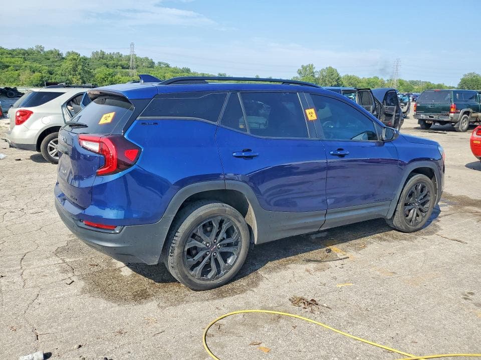 2022 GMC TERRAIN SLE 3
