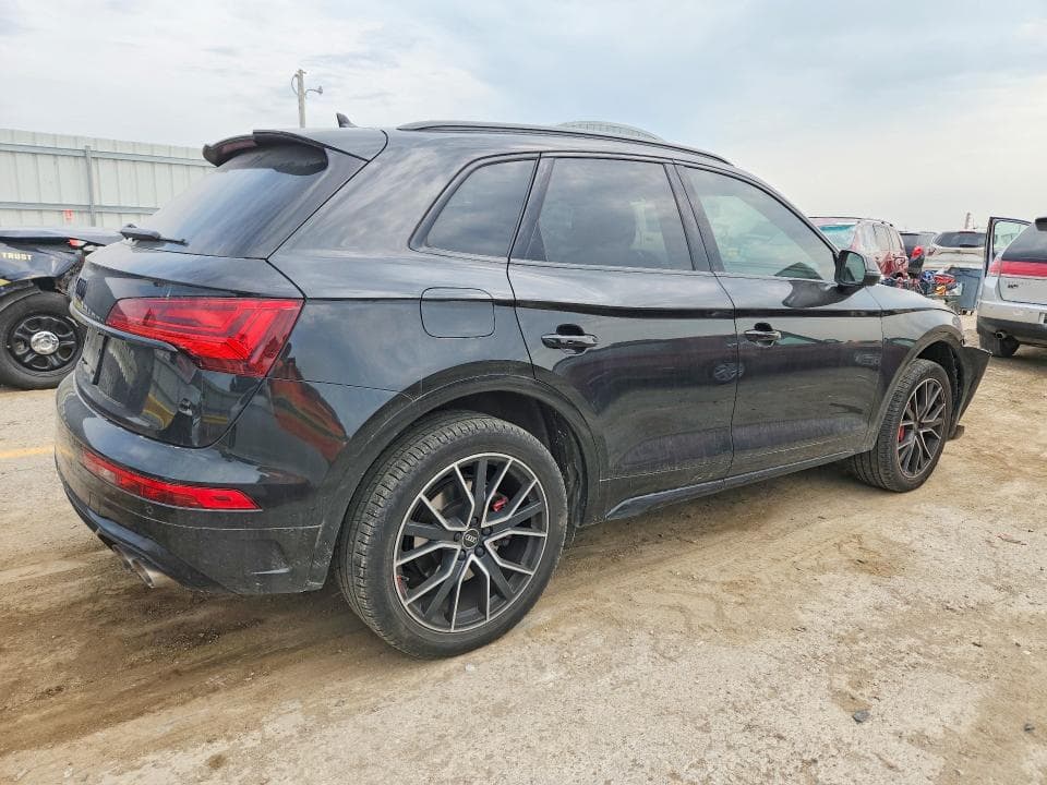 2025 AUDI SQ5 PREMIUM PLUS 3