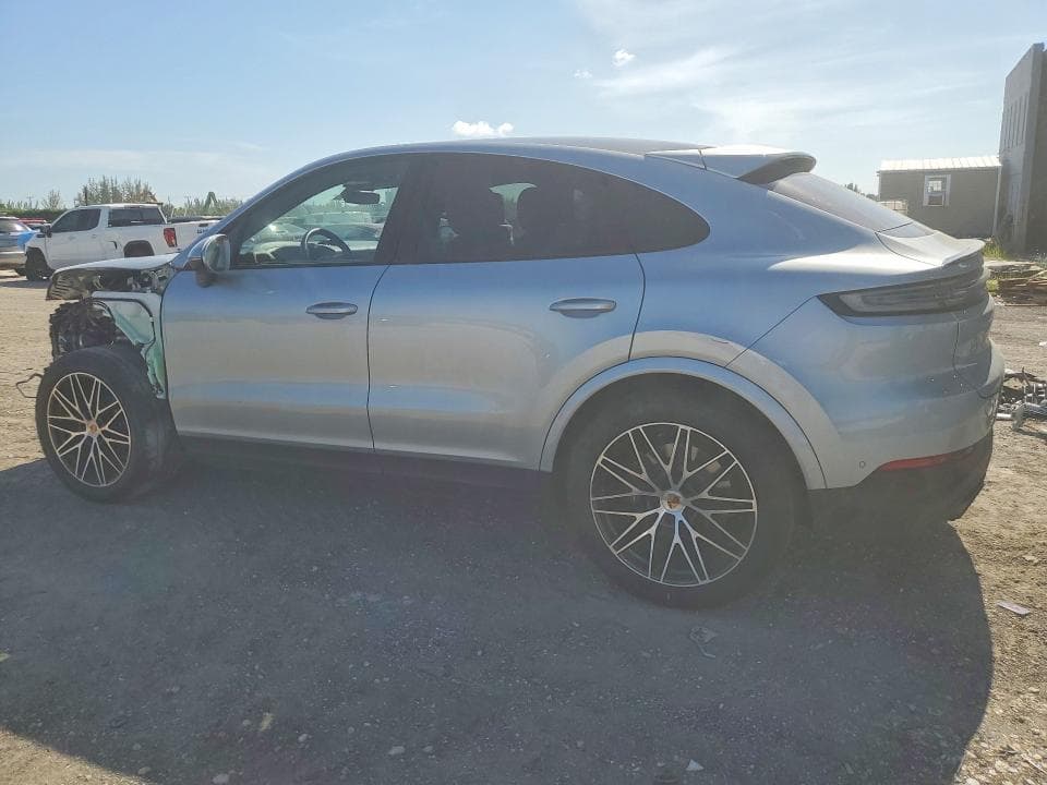 2025 PORSCHE CAYENNE COUPE 2