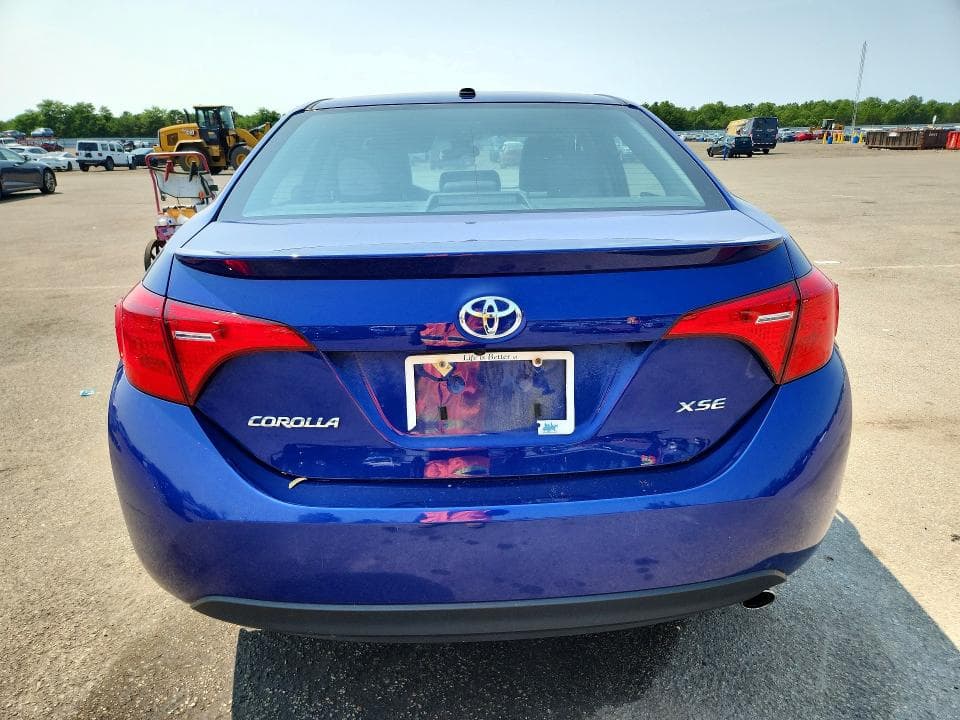 2017 TOYOTA COROLLA XSE 6