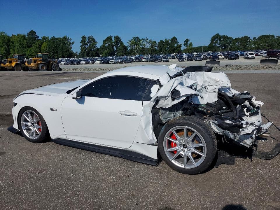 2025 FORD MUSTANG GT 2
