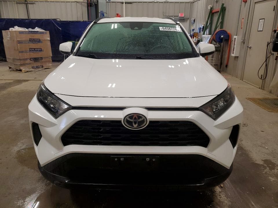 2019 TOYOTA RAV4 LE 5