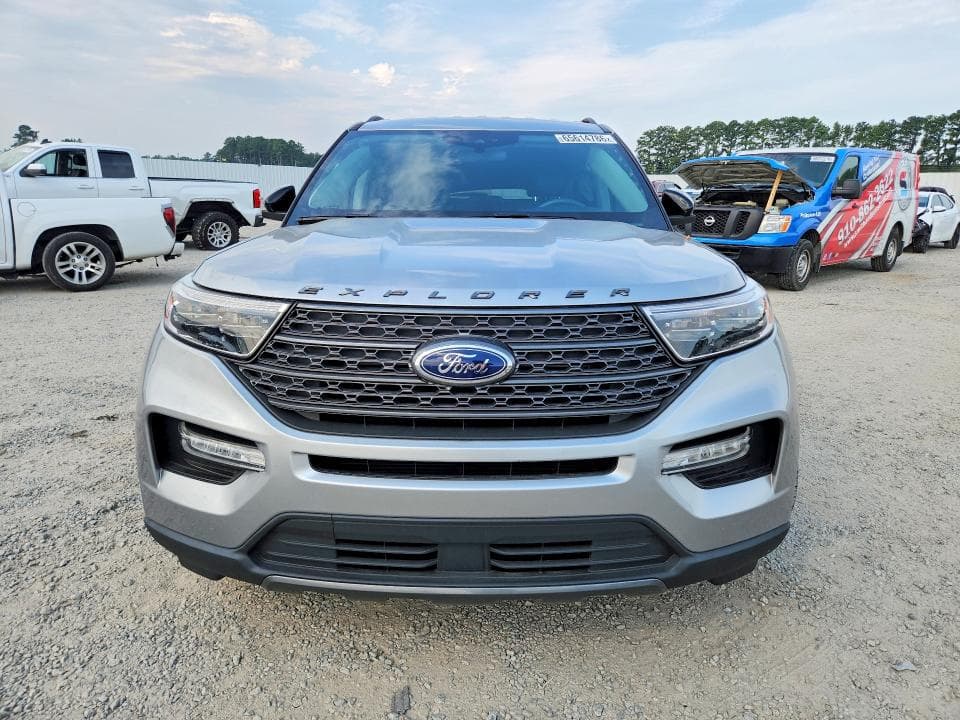 2023 FORD EXPLORER XLT 5