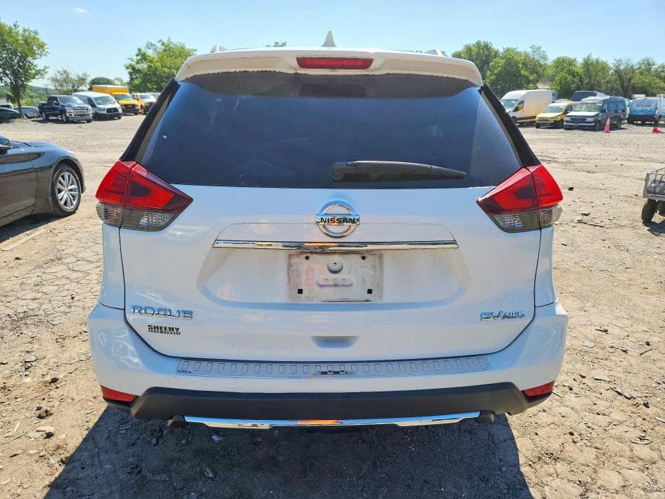 2017 NISSAN ROGUE SV 6
