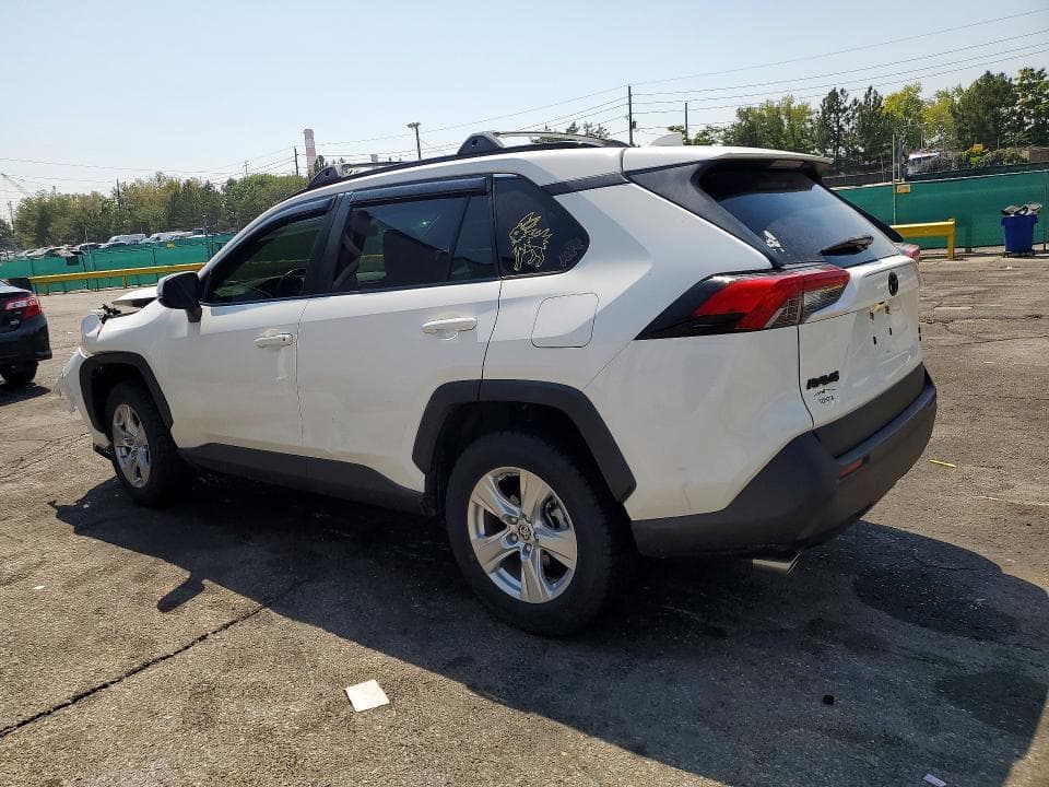 2019 TOYOTA RAV4 XLE 2