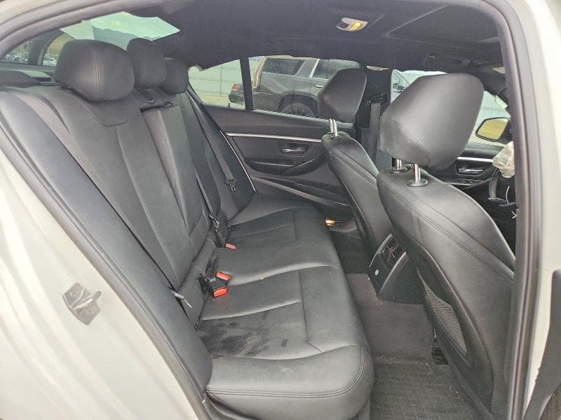 2017 BMW 330 I 10