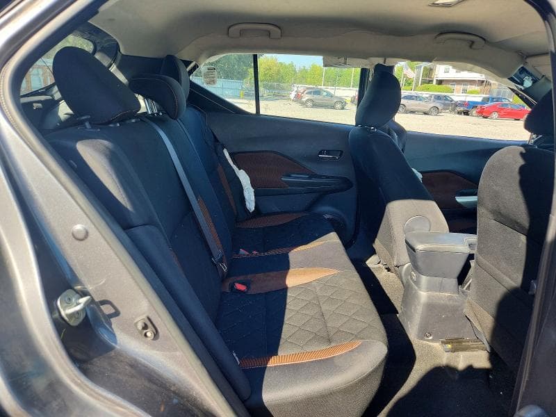 2020 NISSAN KICKS SR 11