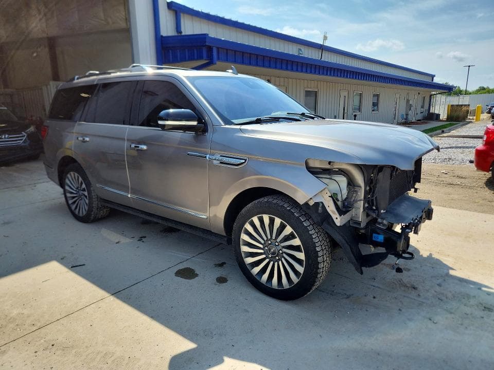 2019 LINCOLN NAVIGATOR RESERVE 4
