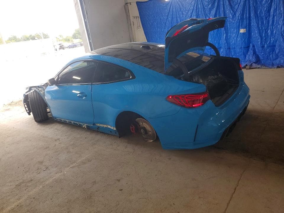2025 BMW M4 CS 2