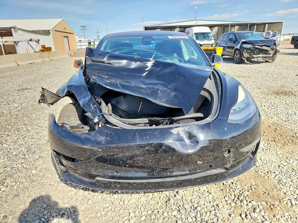 2018 TESLA MODEL 3 5