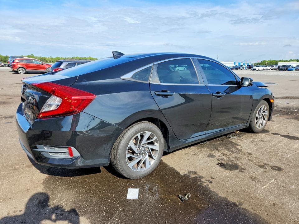 2017 HONDA CIVIC EX 3
