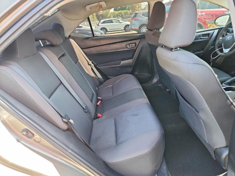 2017 TOYOTA COROLLA LE 10