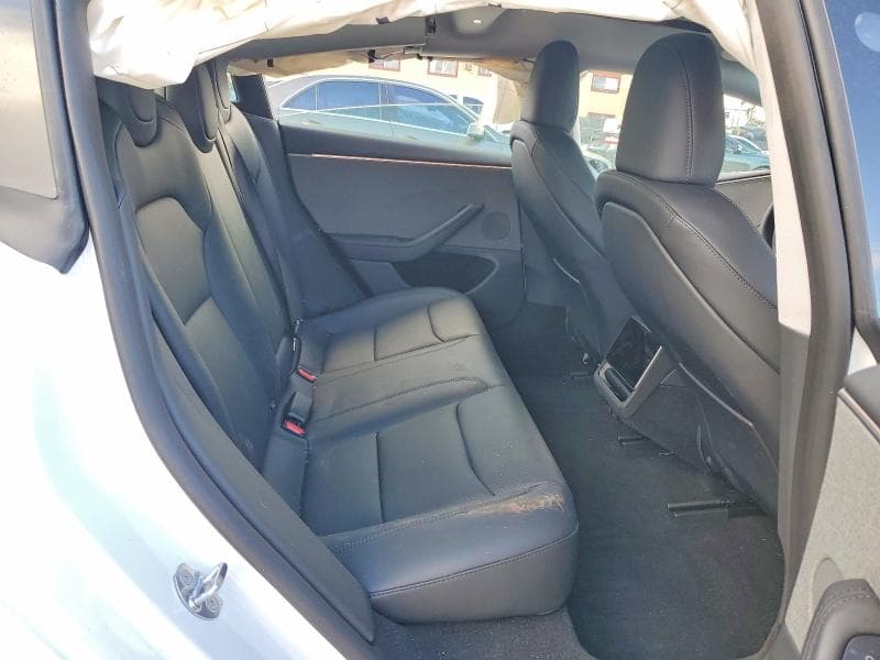 2026 TESLA MODEL 3 10