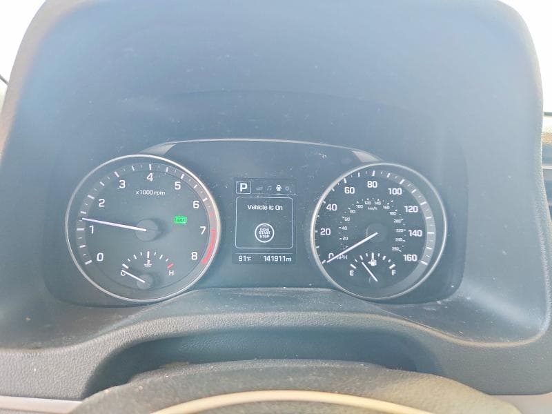 2017 HYUNDAI ELANTRA SE 9