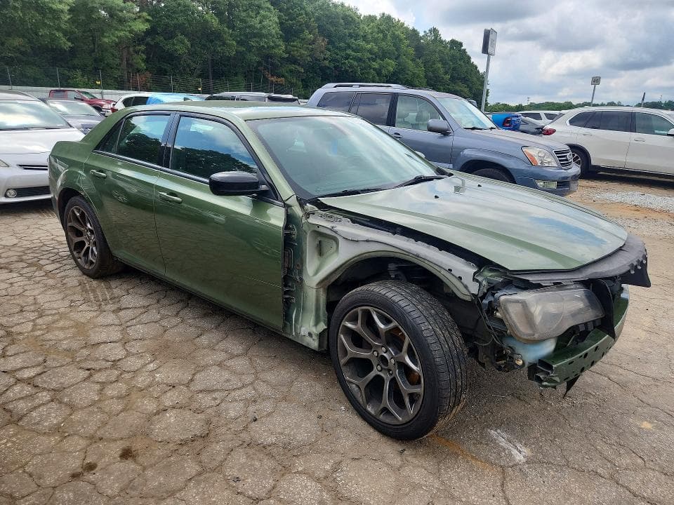 2018 CHRYSLER 300 TOURING 4