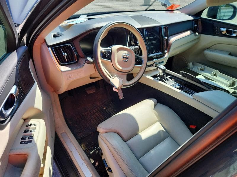 2019 VOLVO XC60 T5 INSCRIPTION 8