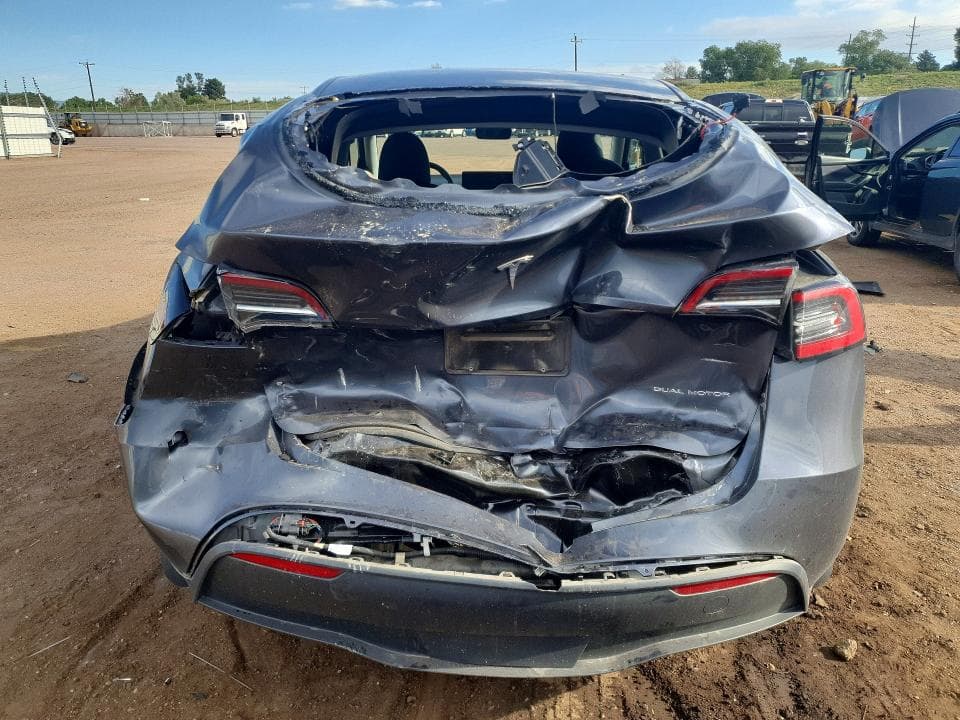2023 TESLA MODEL Y 6