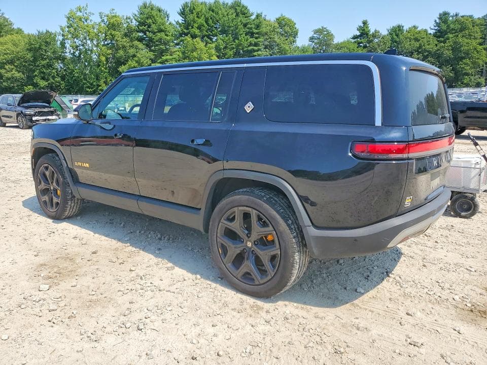 2023 RIVIAN R1S ADVENTURE 2