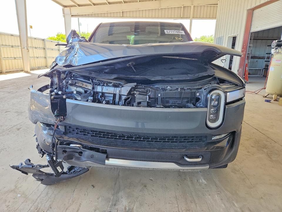 2022 RIVIAN R1T ADVENTURE 5
