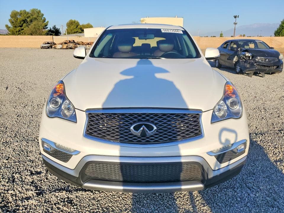 2017 INFINITI QX50 BASE 5