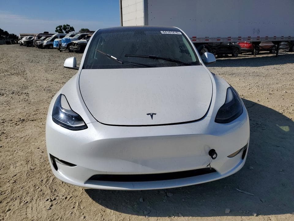 2023 TESLA MODEL Y 5