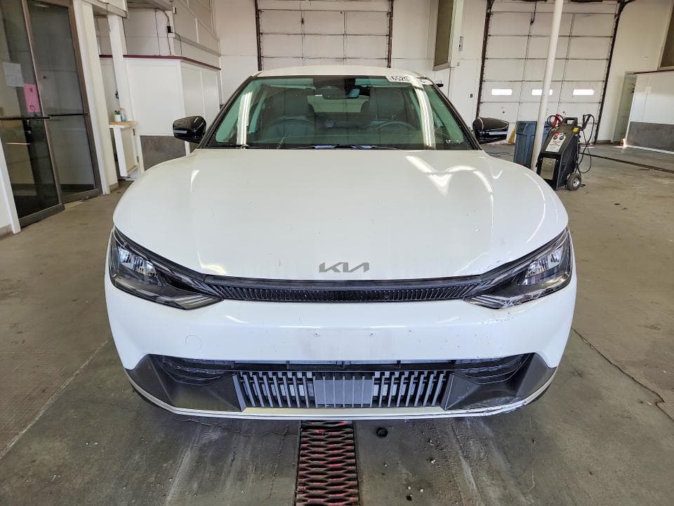 2024 KIA EV6 LIGHT LONG RANGE 5