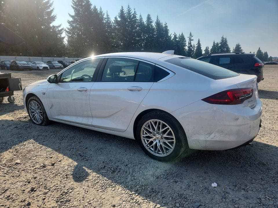 2018 BUICK REGAL ESSENCE 2