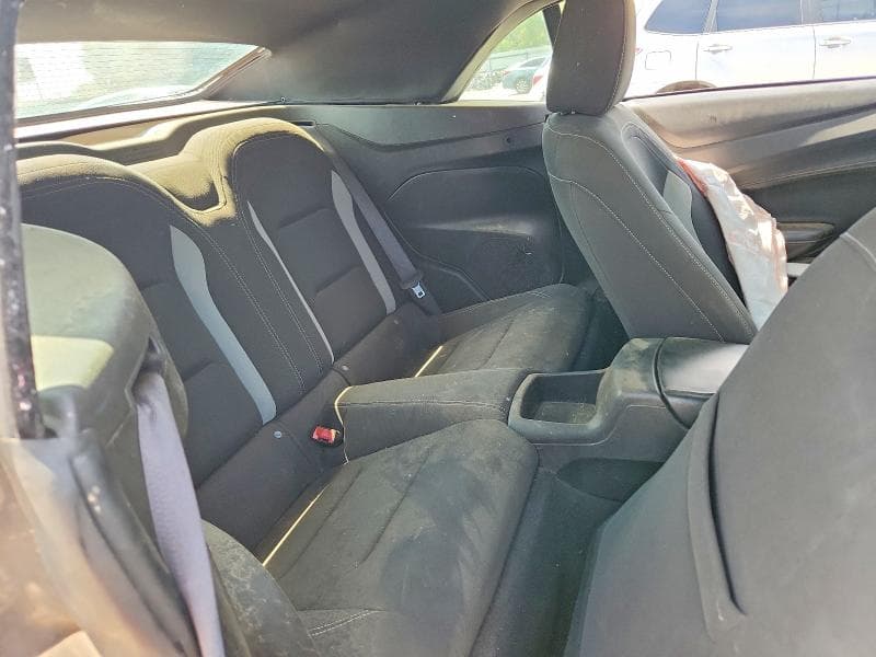2018 CHEVROLET CAMARO LT 10
