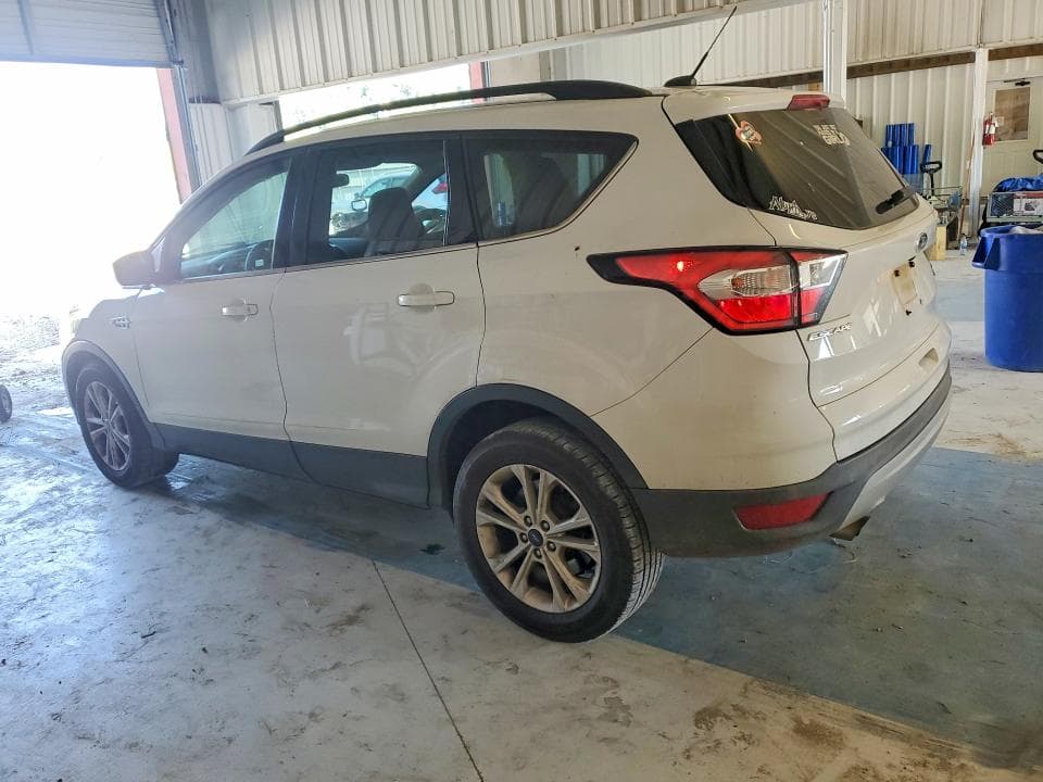 2018 FORD ESCAPE SE 2