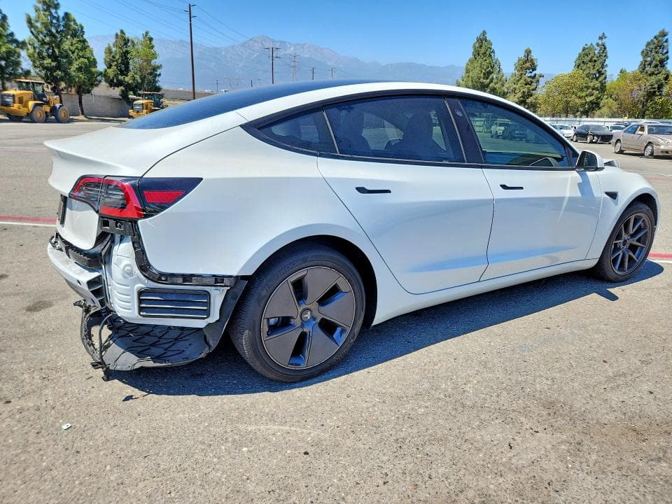2023 TESLA MODEL 3 3