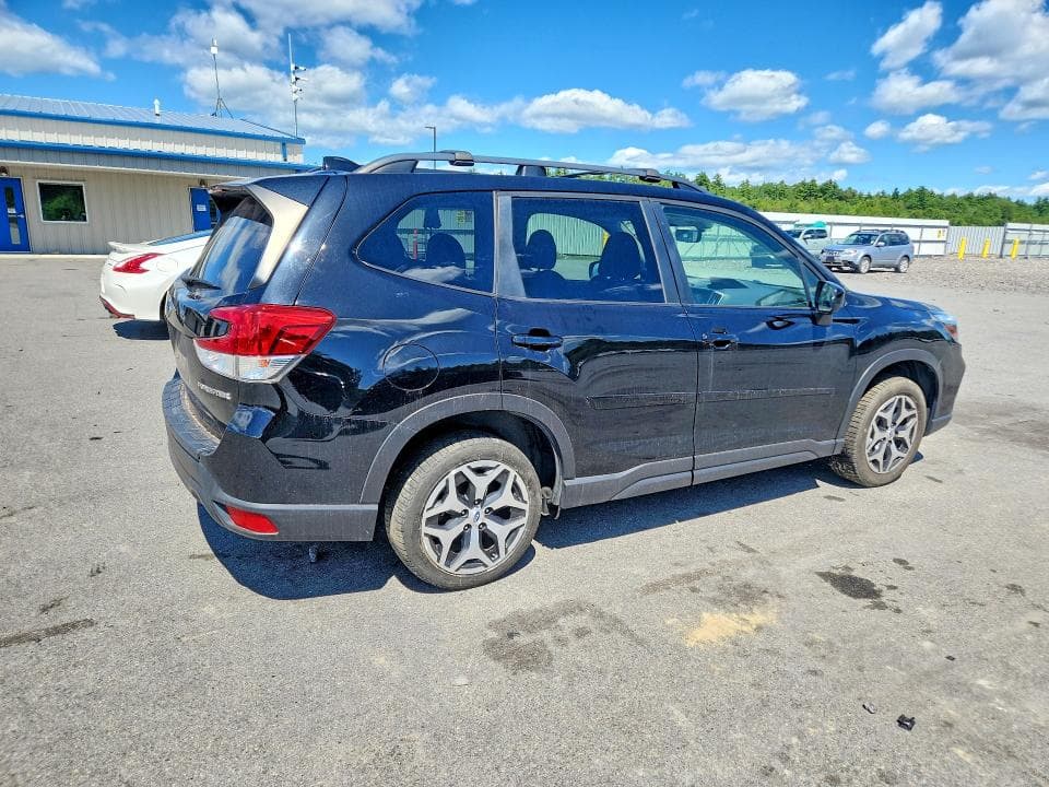 2019 SUBARU FORESTER PREMIUM 3