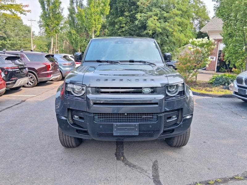 2023 LAND ROVER DEFENDER 130 X-DYNAMIC SE 6