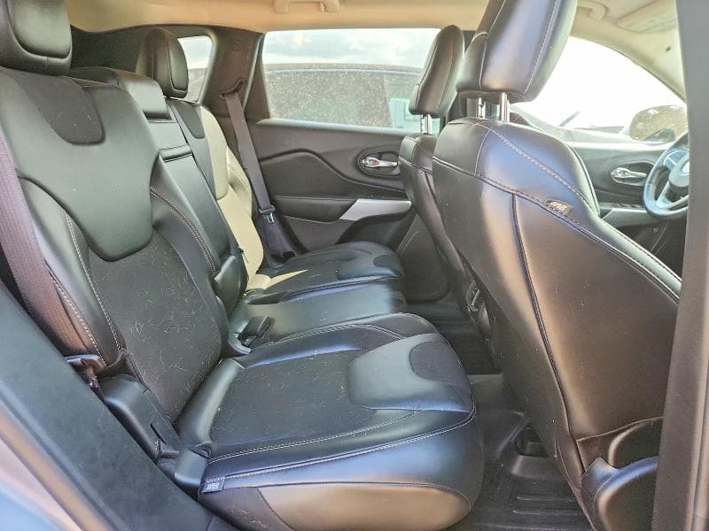 2018 JEEP CHEROKEE LATITUDE PLUS 10