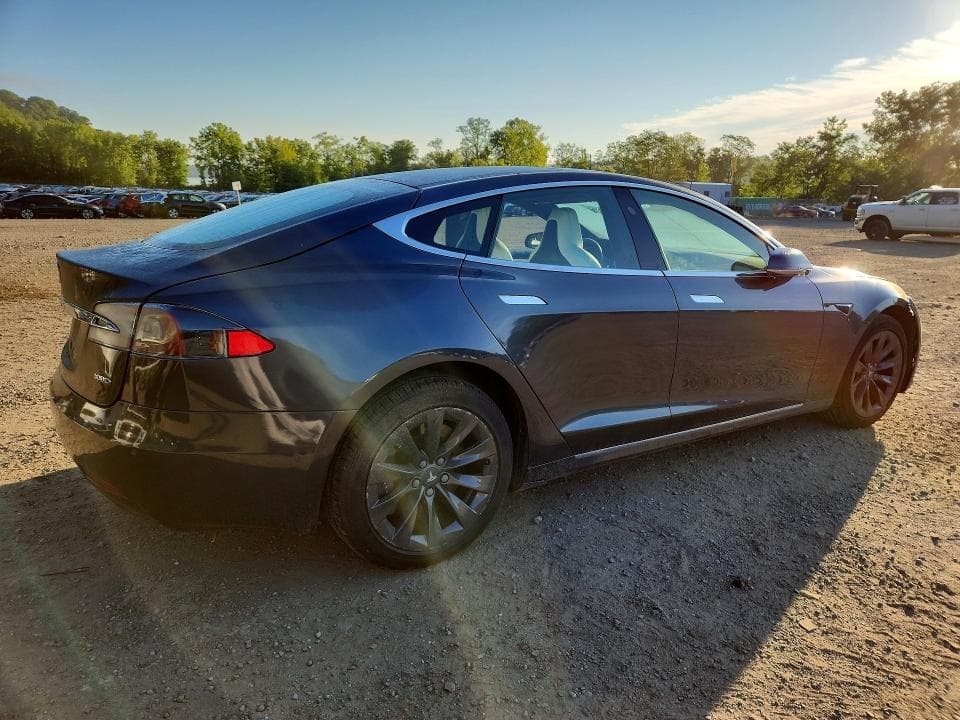 2018 TESLA MODEL S 3