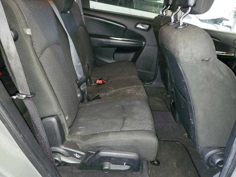 2019 DODGE JOURNEY SE 11