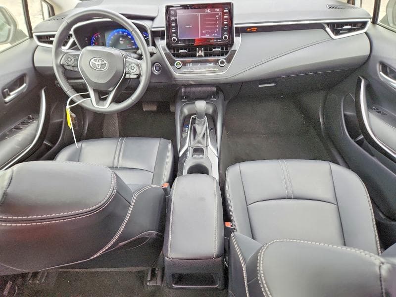2022 TOYOTA COROLLA XLE 8