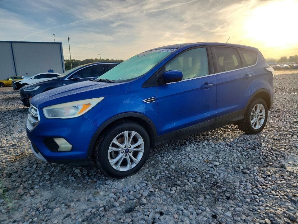 2017 FORD ESCAPE SE - 1