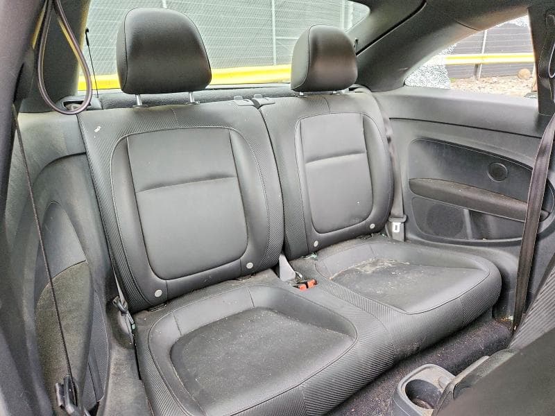 2017 VOLKSWAGEN BEETLE 1.8T 10