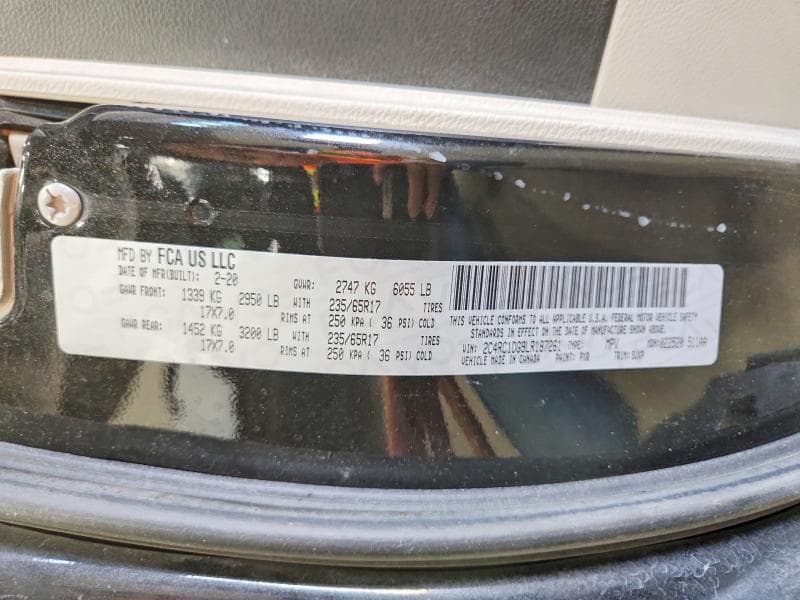 2020 CHRYSLER VOYAGER LXI 13